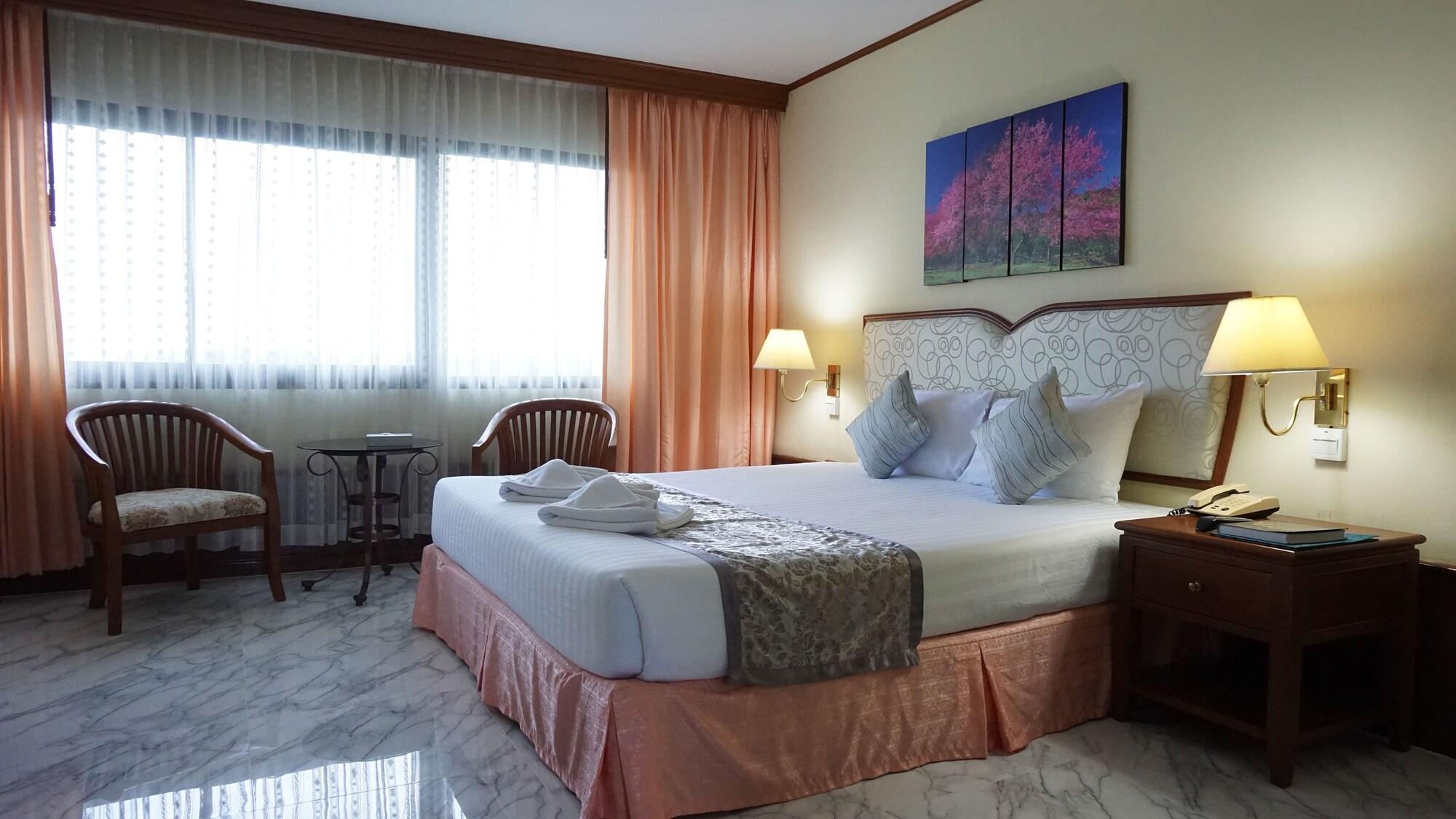 Wattana Park Hotel Trang Exterior foto