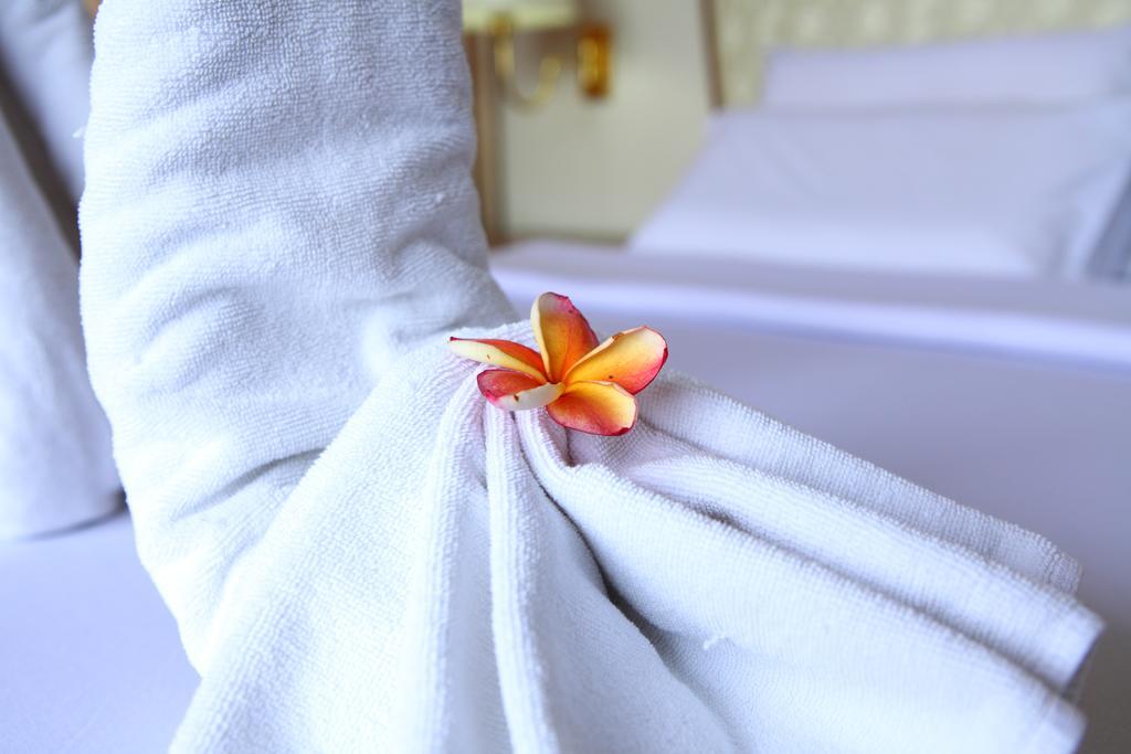 Wattana Park Hotel Trang Exterior foto